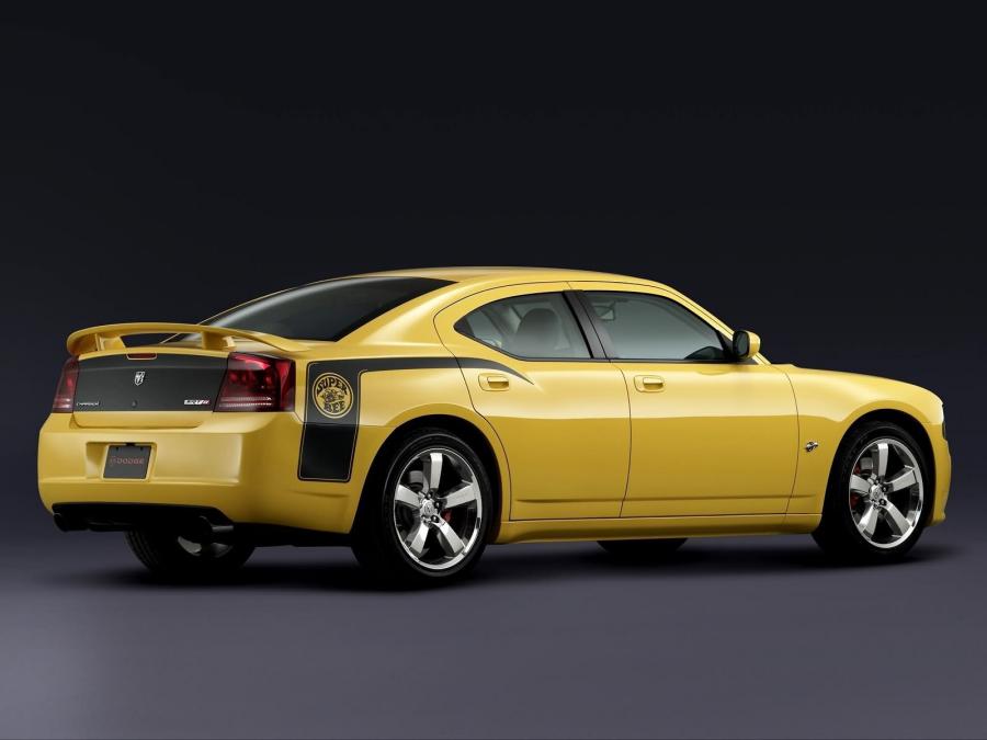  Dodge Charger SRT8 Super Bee 2007 года  (фото 4 из 11)